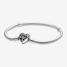 Cargar imagen en el visor de la galería, Bracciale con Chiusura a Cuore albero della Famiglia