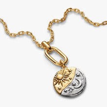 Carica l'immagine nel visualizzatore di Gallery, Charm Medallion XL Sole e Luna "Per Aspera Ad Astra"