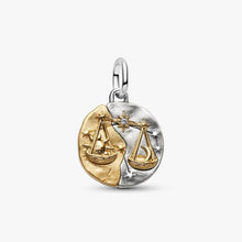 Carica l'immagine nel visualizzatore di Gallery, Charm Medallion Bilancia