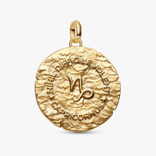 Cargar imagen en el visor de la galería, Charm Medallion XL Capricorno "Nihil Difficile Volenti"