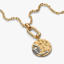 Cargar imagen en el visor de la galería, Charm Medallion XL Scorpione "Noli Timere"