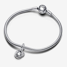 Load image into Gallery viewer, Charm Pendente Cerchio Eterno Bianco Aprile