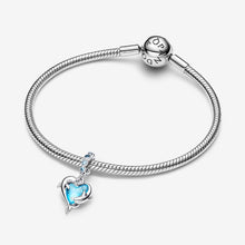Carica l'immagine nel visualizzatore di Gallery, Charm Pendente Delfini e Cuore Vetro di Murano