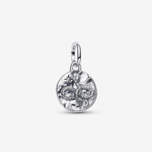 Cargar imagen en el visor de la galería, Charm Medallion Serpente "Memento Vivere"
