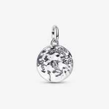 Carica l'immagine nel visualizzatore di Gallery, Charm Medallion Fiore di Ciliegio "Vivat Floreat"
