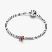 Load image into Gallery viewer, Mini Charm Nota Musicale effetto metallico arancione