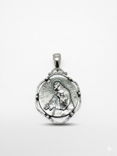 Load image into Gallery viewer, Medaglia San Francesco di Paola in Argento 925 millesimi