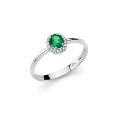 Carica l'immagine nel visualizzatore di Gallery, Anello in oro bianco e smeraldo contornato da diamanti LID3272