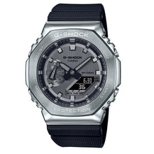 Carica l'immagine nel visualizzatore di Gallery, Orologio multifunzione da uomo G-Shock Metal GM-2100-1AER