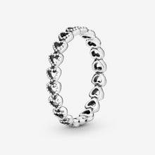 Cargar imagen en el visor de la galería, Anello fascia di cuori
