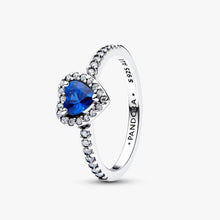 Load image into Gallery viewer, Anello Cuore in Rilievo Blu Intenso
