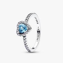 Load image into Gallery viewer, Anello Cuore in Rilievo Azzurro
