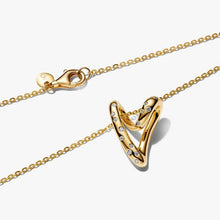 Carica l'immagine nel visualizzatore di Gallery, Collana Cuore Linea Sinuosa con Pietre Luminose
