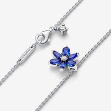 Cargar imagen en el visor de la galería, Collana Pendente Herbarium Fiore Blu
