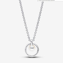 Load image into Gallery viewer, Collana con Perla d’Acqua Dolce Coltivata e Pavè
