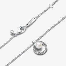 Load image into Gallery viewer, Collana con Perla d’Acqua Dolce Coltivata e Pavè
