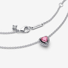Carica l'immagine nel visualizzatore di Gallery, Collana Cuore in Rilievo Rosa
