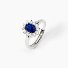 Cargar imagen en el visor de la galería, Anillo de mujer de plata con zafiro sintético ovalado ¿COOL OR RÉTRO? Mabina 523360
