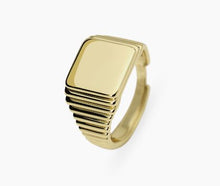 Cargar imagen en el visor de la galería, Anello chevalier in argento placcato oro 18K da uomo JOHNNY 523508
