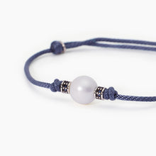 Cargar imagen en el visor de la galería, Pulsera de hombre con cordón azul y perla blanca TROPICAL Mabina 533719
