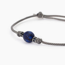 Cargar imagen en el visor de la galería, Pulsera de hombre con cordón gris y piedra lapislázuli TROPICAL Mabina 533723
