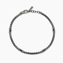 Load image into Gallery viewer, Bracciale da uomo con catena veneta e zirconi neri Race Mabina 534085
