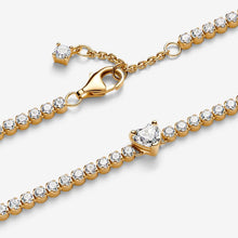 Carica l'immagine nel visualizzatore di Gallery, Bracciale Tennis con Cuore in Rilievo
