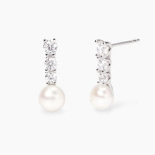 Carica l&#39;immagine nel visualizzatore di Gallery, Orecchini da donna in argento con zirconi e perle JULIETTE Mabina 563926
