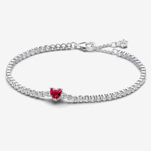 Cargar imagen en el visor de la galería, Bracciale Tennis con Cuore Rosso
