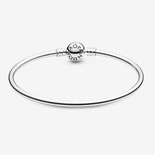 Carica l'immagine nel visualizzatore di Gallery, Bracciale Rigido
