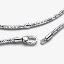 Load image into Gallery viewer, Bracciale Maglia Geometrica con Chiusura a Moschettone
