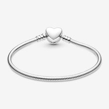 Cargar imagen en el visor de la galería, Bracciale Moments Chiusura Cuore da incidere
