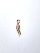Load image into Gallery viewer, Rose Gold Horn with Zircons 18kt gold (750) gr 1.32 art 72017
