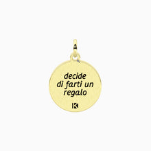 Carica l&#39;immagine nel visualizzatore di Gallery, Ciondolo in acciaio dorato con frase sull&#39;amicizia Kidult 741205
