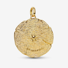 Cargar imagen en el visor de la galería, Charm Medallion Grande Frecce "Ad Meliora"
