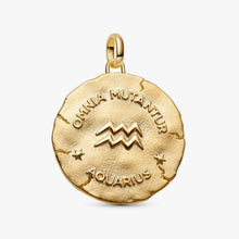 Cargar imagen en el visor de la galería, Charm Medallion XL Acquario "Omnia Mutantur"
