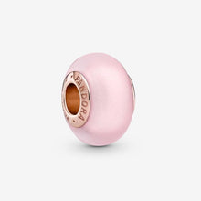 Load image into Gallery viewer, Charm in Vetro di Murano Rosa Opaco
