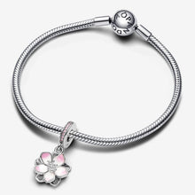 Cargar imagen en el visor de la galería, Charm Pendente Fiore di Ciliegio
