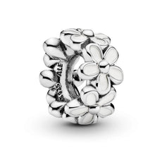 Load image into Gallery viewer, Charm di margherita
