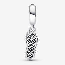 Cargar imagen en el visor de la galería, Charm Pendente Infradito Brasiliana
