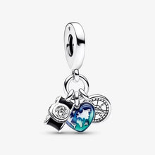 Cargar imagen en el visor de la galería, Charm Pendente Fotocamera, Cuore e Bussola
