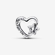 Carica l'immagine nel visualizzatore di Gallery, Charm Openwork Cuore con Stella
