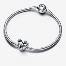 Carica l'immagine nel visualizzatore di Gallery, Charm Openwork Cuore con Stella
