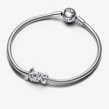 Load image into Gallery viewer, Charm "Love"
