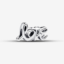 Load image into Gallery viewer, Charm "Love"
