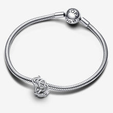 Cargar imagen en el visor de la galería, Charm Openwork Elefante
