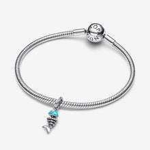Cargar imagen en el visor de la galería, Charm Pendente Lisca Di Pesce Turchese

