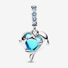 Carica l'immagine nel visualizzatore di Gallery, Charm Pendente Delfini e Cuore Vetro di Murano
