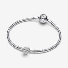Cargar imagen en el visor de la galería, Mini Charm Teschio effetto diamantato
