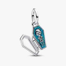 Cargar imagen en el visor de la galería, Charm Pendente Spirito Di Halloween che si illumina al buio
